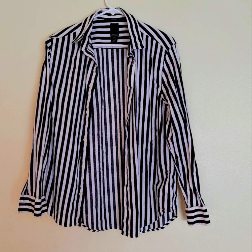 H&M medium men's striped button up